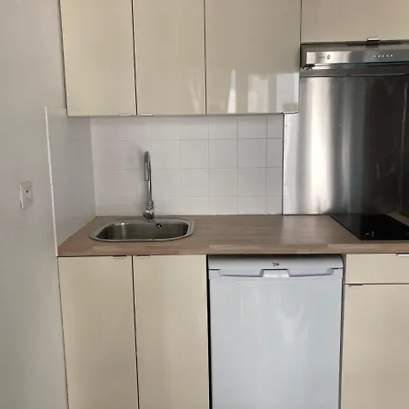 Proche Coquet 2p 28m² Apartment *